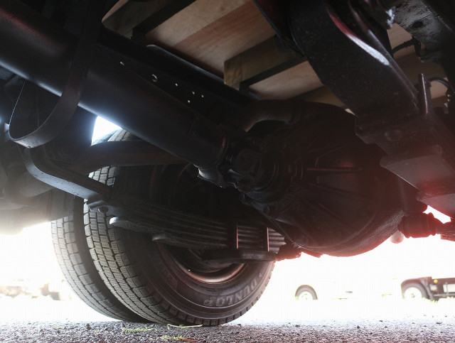 Isuzu elf Small Double cab TRG-NJS85A(103950) 24枚目