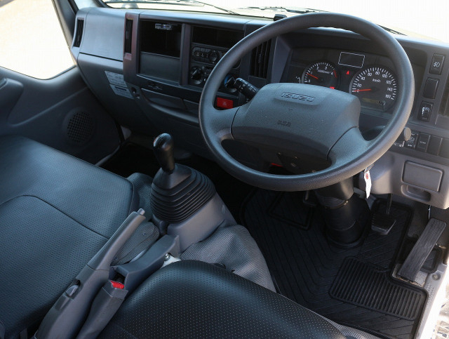 Isuzu elf Small Double cab TRG-NJS85A(103950) 26枚目