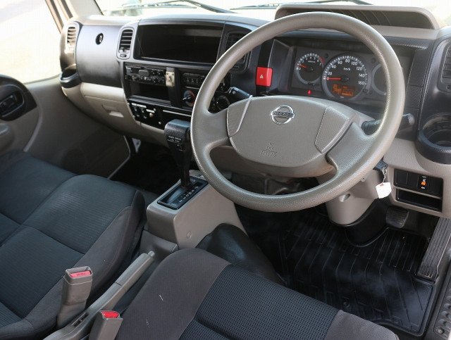 Nissan atlas Small Box body CBF-SQ2F4(103951) 26枚目