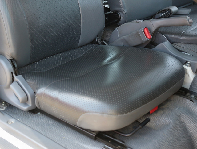 Isuzu elf Small Double cab TRG-NJS85A(103950) 29枚目