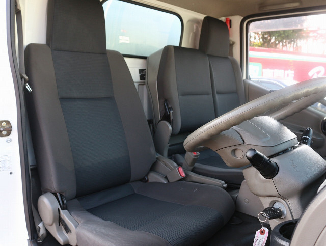 Nissan atlas Small Box body CBF-SQ2F4(103951) 28枚目