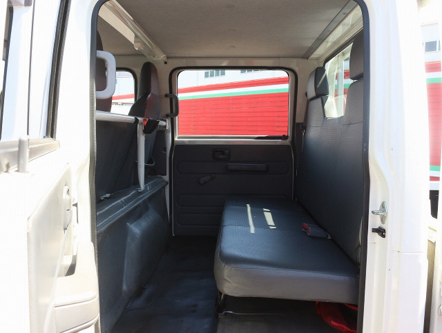 Isuzu elf Small Double cab TRG-NJS85A(103950) 42枚目