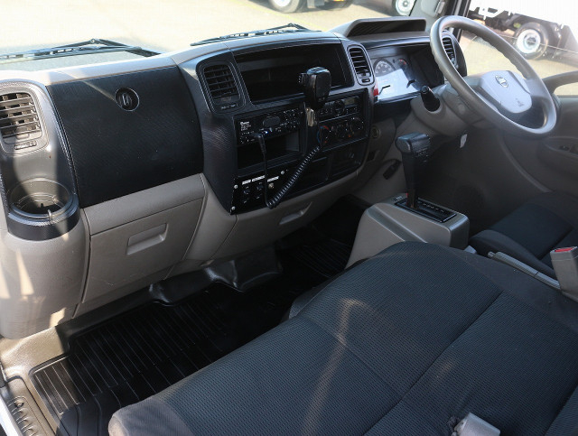 Nissan atlas Small Box body CBF-SQ2F4(103951) 41枚目