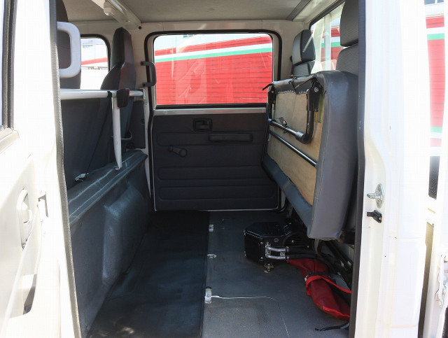 Isuzu elf Small Double cab TRG-NJS85A(103950) 47枚目