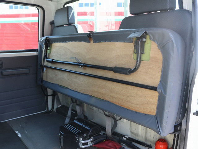 Isuzu elf Small Double cab TRG-NJS85A(103950) 48枚目