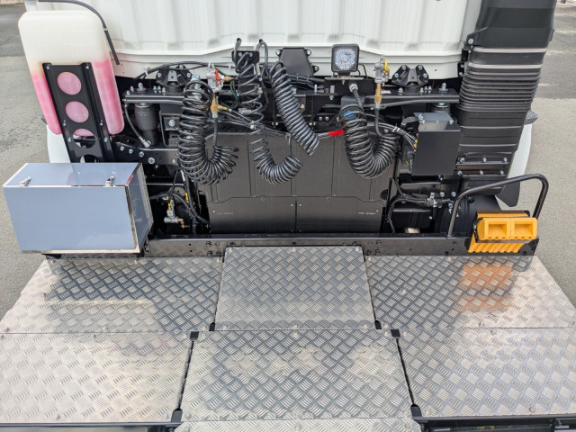 三菱ふそう スーパーグレート 大型 トラクタ 2RG-FP84VDR(103979) 17枚目