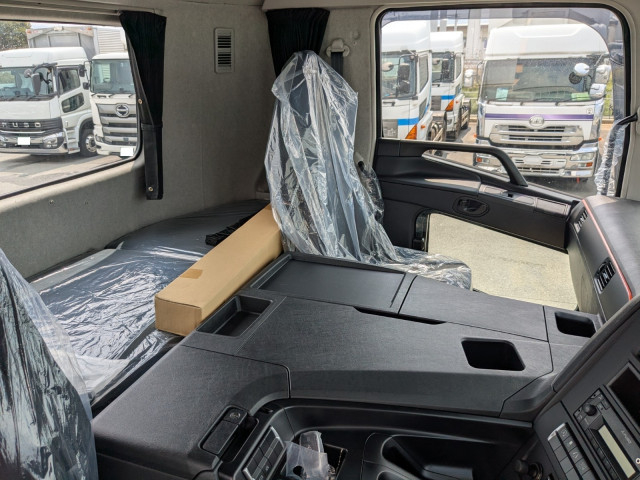 三菱ふそう スーパーグレート 大型 トラクタ 2RG-FP84VDR(103980) 20枚目