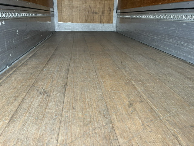 日野 レンジャー 中型 ウィング 2PG-FD2ABA(103981) 10枚目