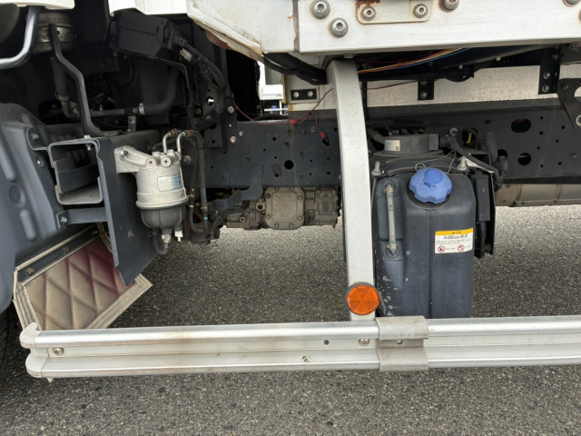 日野 レンジャー 中型 ウィング 2PG-FD2ABA(103981) 28枚目