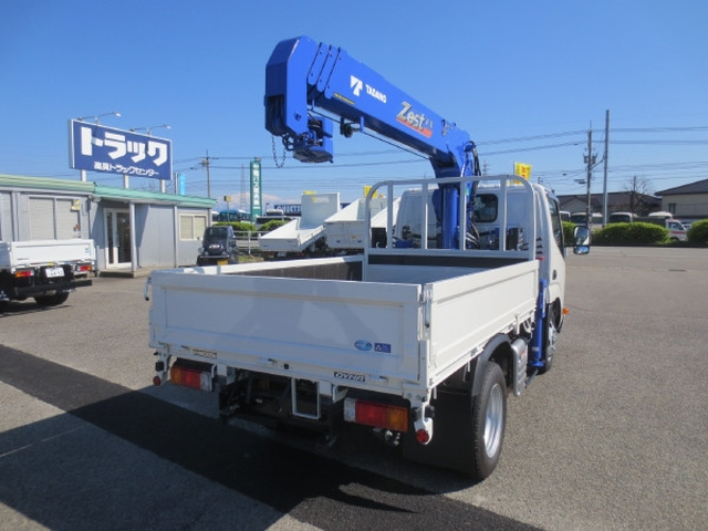 Toyota dyna Small Crane equipped trucks 2KG-XZU605(103983) 4枚目