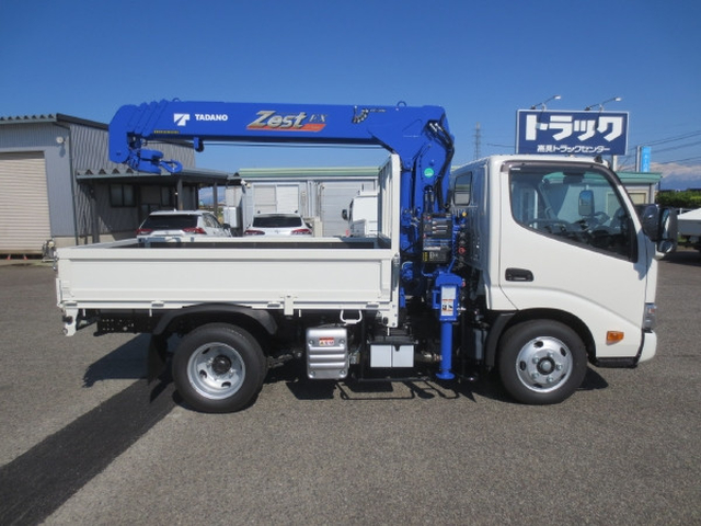 Toyota dyna Small Crane equipped trucks 2KG-XZU605(103983) 8枚目