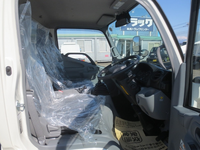 Toyota dyna Small Crane equipped trucks 2KG-XZU605(103983) 14枚目