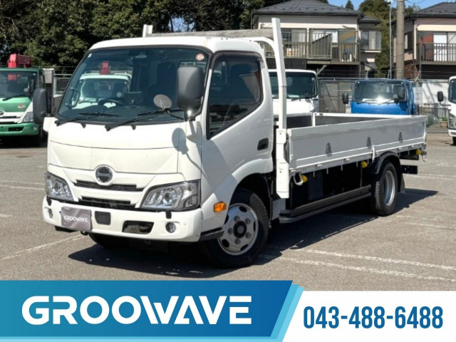 日野 デュトロ 小型 平ボディ 2RG-XZC655M(103986) 1枚目