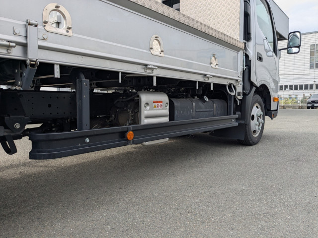 日野 デュトロ 小型 平ボディ 2KG-XZC710M(103985) 13枚目