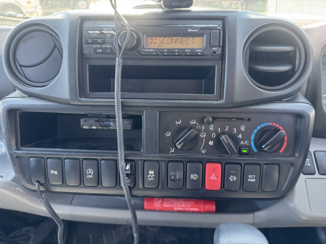 日野 デュトロ 小型 平ボディ 2RG-XZC655M(103986) 25枚目