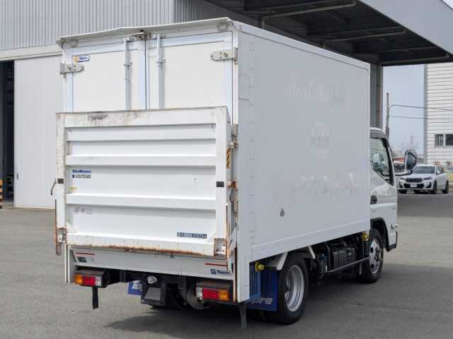三菱ふそう キャンター 小型 冷蔵冷凍バン 2PG-FBAV0(103987) 4枚目