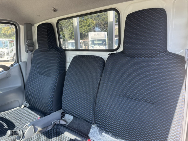 日野 デュトロ 小型 平ボディ 2RG-XZC655M(103986) 32枚目