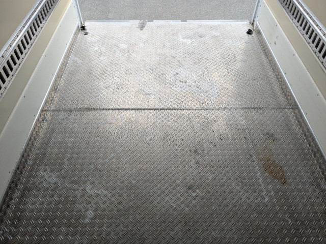 三菱ふそう キャンター 小型 冷蔵冷凍バン 2PG-FBAV0(103987) 24枚目