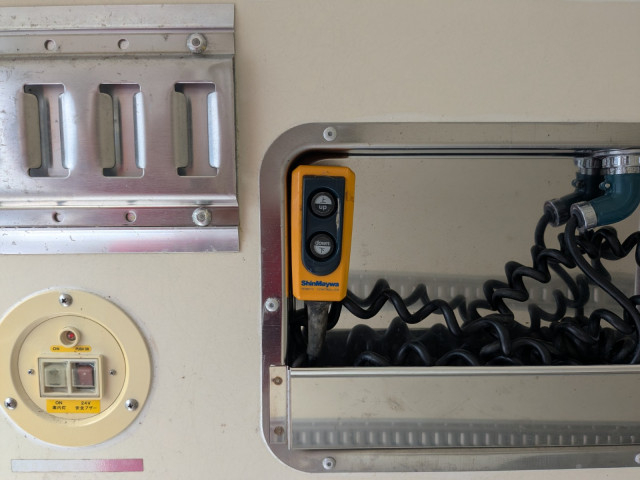 三菱ふそう キャンター 小型 冷蔵冷凍バン 2PG-FBAV0(103987) 31枚目