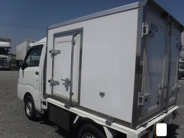 ダイハツ ハイゼット 軽 冷蔵冷凍バン 3BD-S500P(103988) 15枚目