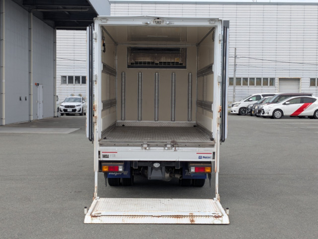 三菱ふそう キャンター 小型 冷蔵冷凍バン 2PG-FBAV0(103987) 36枚目