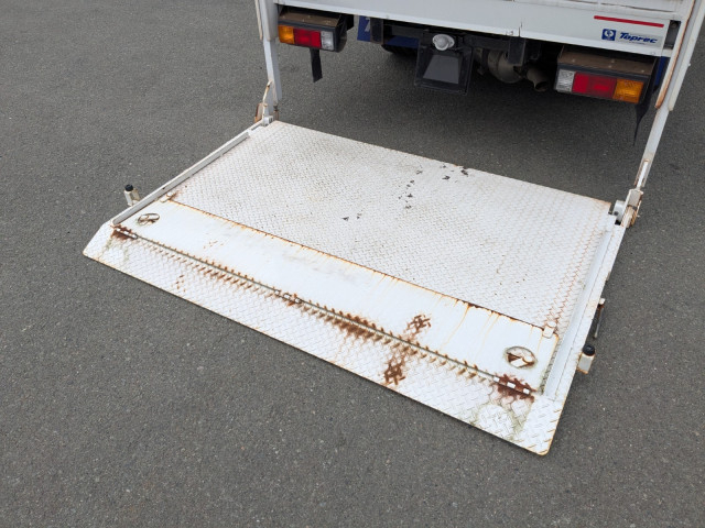 三菱ふそう キャンター 小型 冷蔵冷凍バン 2PG-FBAV0(103987) 37枚目