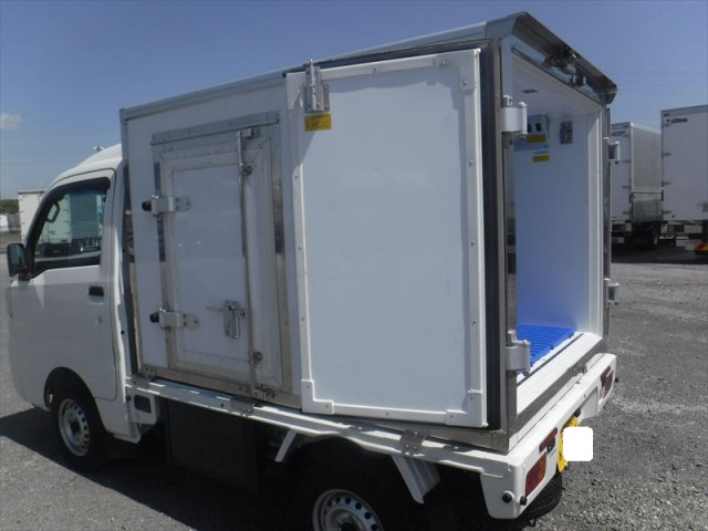 ダイハツ ハイゼット 軽 冷蔵冷凍バン 3BD-S500P(103988) 20枚目