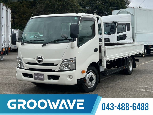 日野 デュトロ 小型 平ボディ 2RG-XZU710M(103989) 1枚目