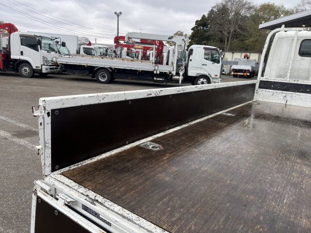 日野 デュトロ 小型 平ボディ 2RG-XZU710M(103989) 10枚目