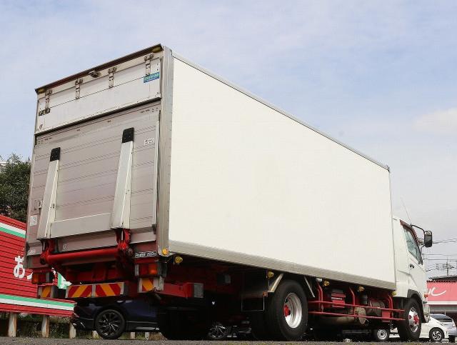 三菱ふそう ファイター 小型 冷蔵冷凍バン TKG-FK64F(103995) 2枚目