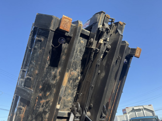 三菱ふそう キャンター 小型 コンテナ専用車 2PG-FBAV0(103996) 14枚目