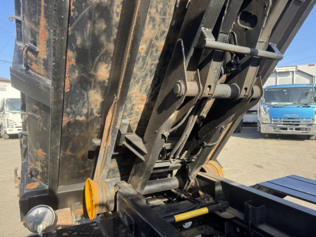 三菱ふそう キャンター 小型 コンテナ専用車 2PG-FBAV0(103996) 15枚目