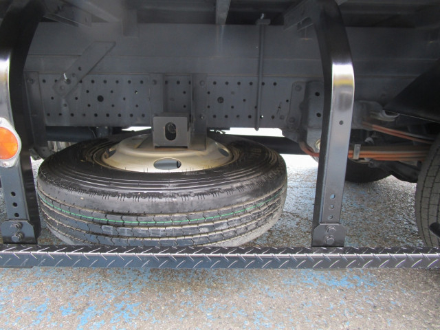 いすゞ エルフ 小型 バン TRG-NMR85AN(103997) 23枚目