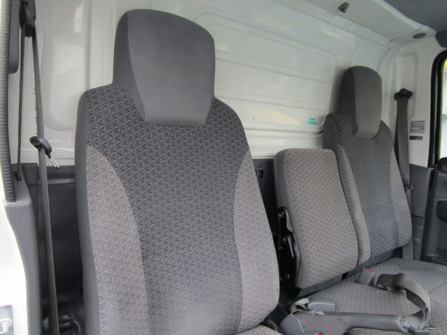 いすゞ エルフ 小型 バン TRG-NMR85AN(103997) 29枚目