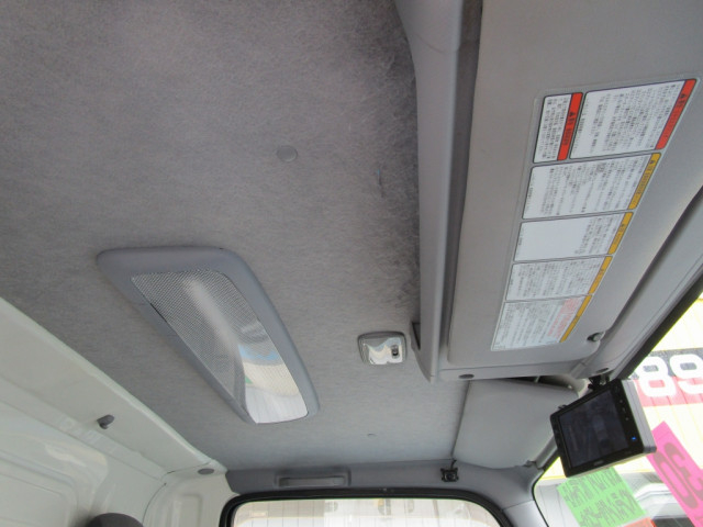 いすゞ エルフ 小型 バン TRG-NMR85AN(103997) 33枚目