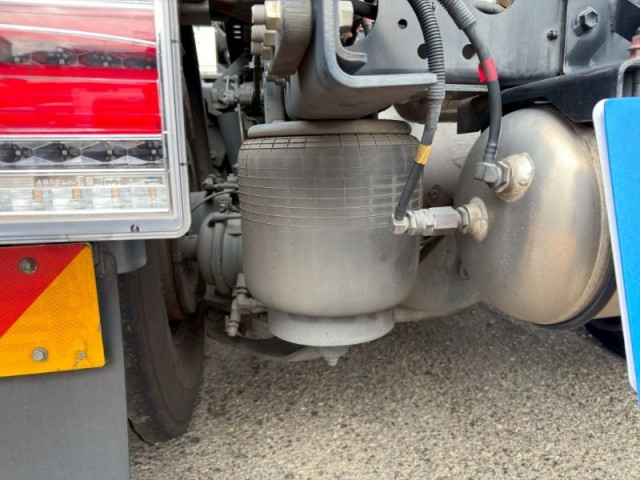 日野 プロフィア 大型 トラクタ 2DG-SH1EDGG(103998) 6枚目