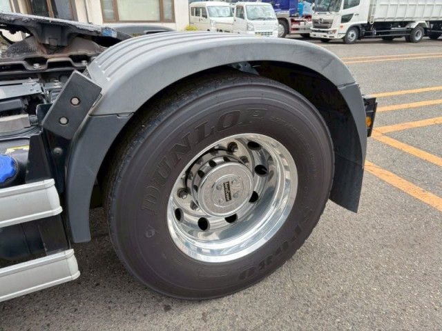 日野 プロフィア 大型 トラクタ 2DG-SH1EDGG(103998) 13枚目