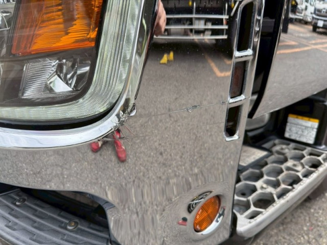 日野 プロフィア 大型 トラクタ 2DG-SH1EDGG(103998) 15枚目