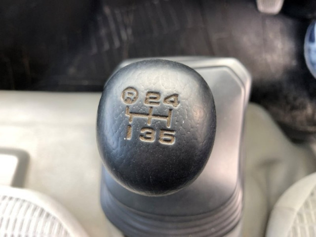 日野 デュトロ 小型 平ボディ（クレーン付） TKG-XZU650M(103999) 10枚目