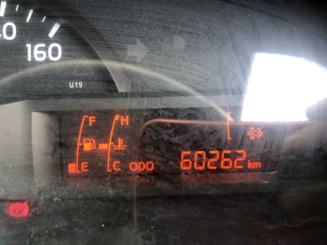 日野 デュトロ 小型 平ボディ（クレーン付） TKG-XZU650M(103999) 12枚目