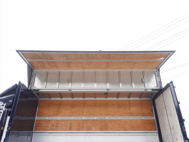 いすゞ フォワード 増トン ウィング LKG-FTR90T2(104000) 9枚目