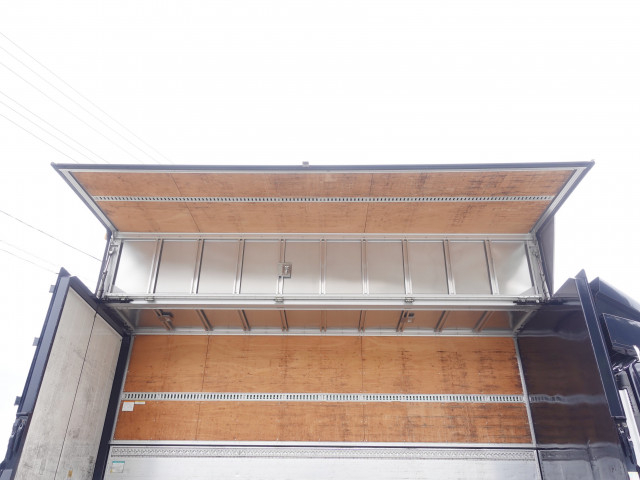 いすゞ フォワード 増トン ウィング LKG-FTR90T2(104000) 10枚目