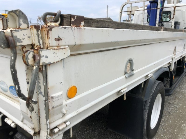 日野 デュトロ 小型 平ボディ（クレーン付） TKG-XZU650M(103999) 26枚目