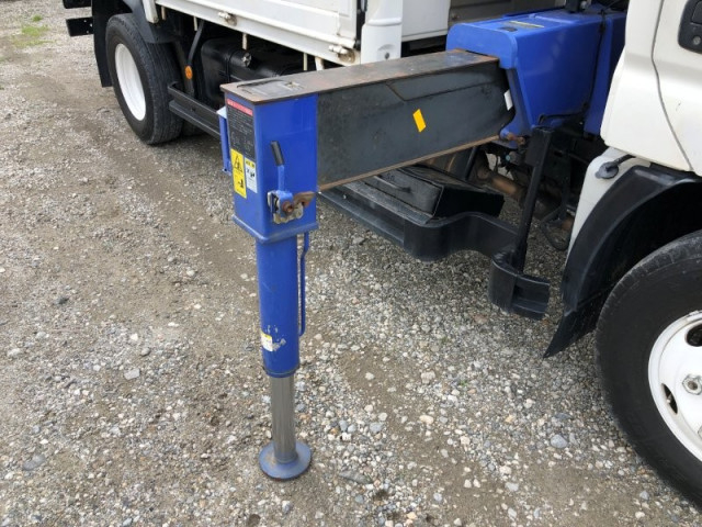 日野 デュトロ 小型 平ボディ（クレーン付） TKG-XZU650M(103999) 31枚目