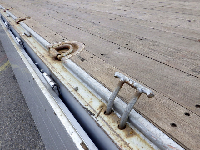 日野 プロフィア 大型 平ボディ QKG-FW1EZBJ(104001) 31枚目