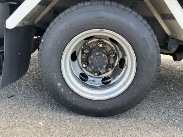 いすゞ エルフ 小型 冷蔵冷凍バン TPG-NPR85AN(104005) 10枚目