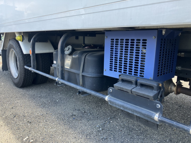 いすゞ エルフ 小型 冷蔵冷凍バン TPG-NPR85AN(104005) 11枚目