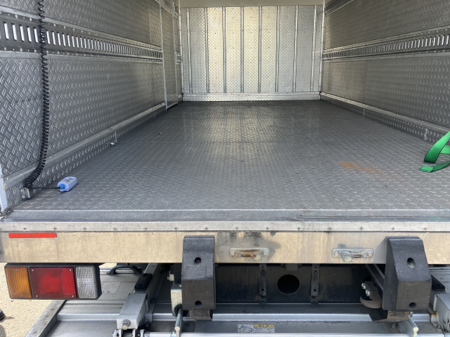 いすゞ エルフ 小型 冷蔵冷凍バン TPG-NPR85AN(104005) 17枚目