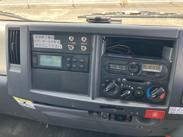 いすゞ エルフ 小型 冷蔵冷凍バン TPG-NPR85AN(104005) 34枚目