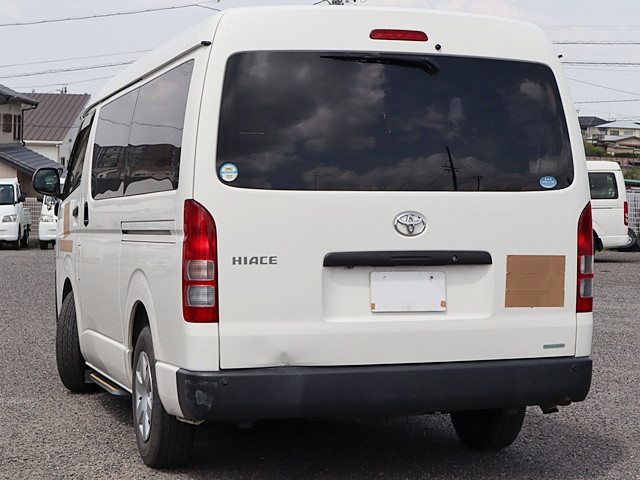 トヨタ ハイエース 小型 バン CBA-TRH214W(104049) 2枚目